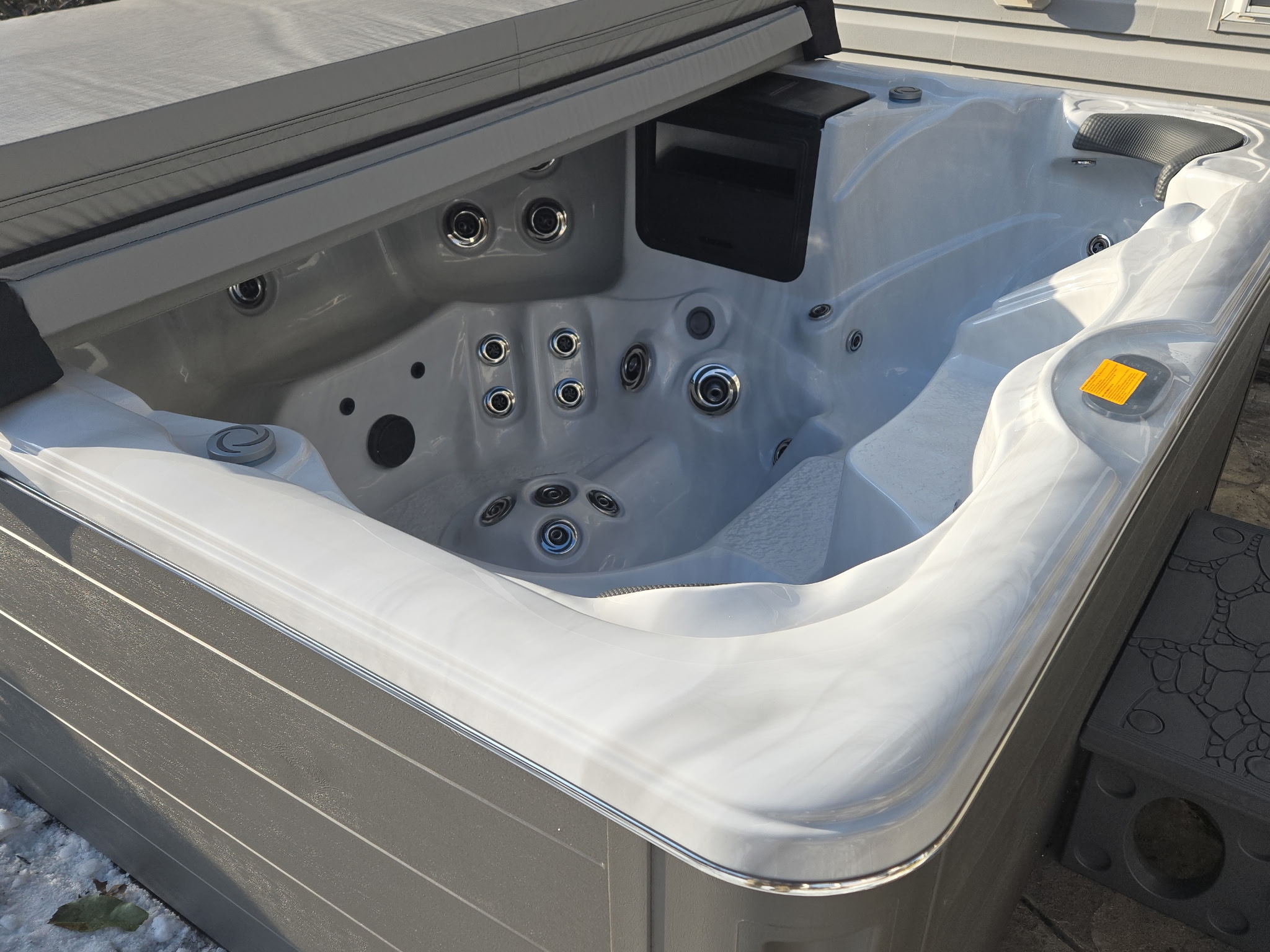Hot tub installation and service by AquaPros in Southern Maryland